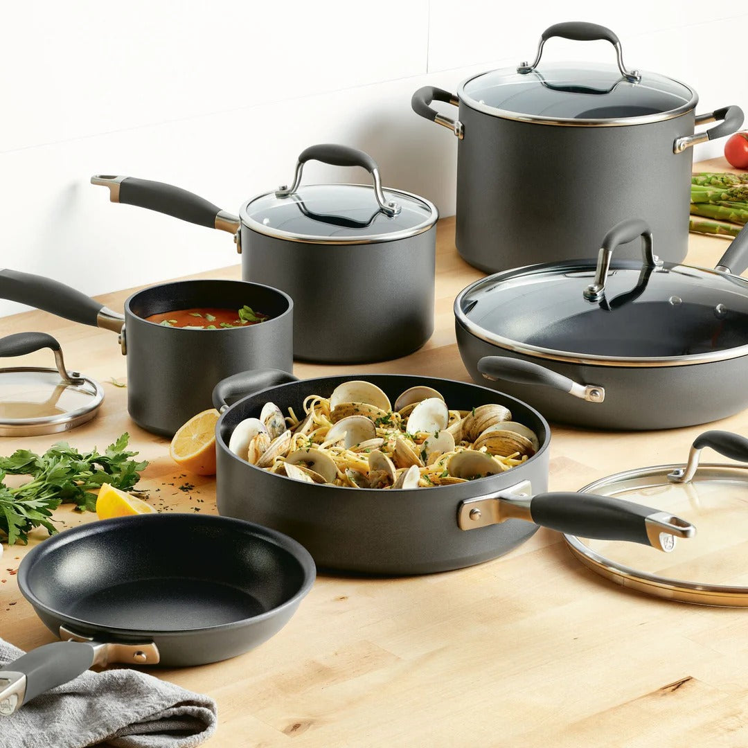 11 Swordsman Cookware Set